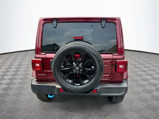 Jeep Wrangler Unlimited 2022 4x4 High Altitude 4xe 4dr SUV