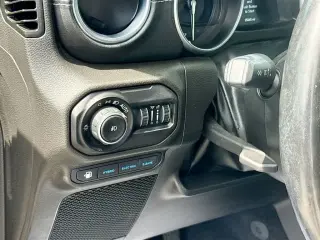 Jeep Wrangler Unlimited 2022 4x4 High Altitude 4xe 4 puertas SUV