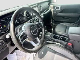 Jeep Wrangler Unlimited 2022 4x4 High Altitude 4xe 4 puertas SUV