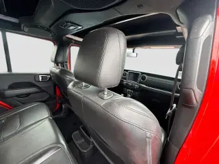 Jeep Wrangler Unlimited 2022 4x4 Sahara 4xe 4 puertas SUV