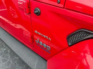 Jeep Wrangler Unlimited 2022 4x4 Sahara 4xe 4 puertas SUV