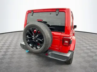 Jeep Wrangler Unlimited 2022 4x4 Sahara 4xe 4 puertas SUV
