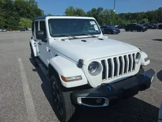 Jeep Wrangler 2023 4x4 High Altitude 4xe 4 puertas SUV