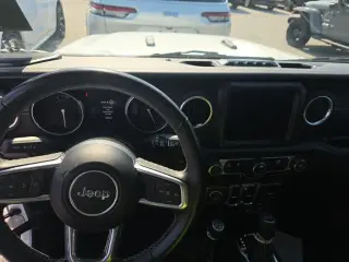 Jeep Wrangler 2023 4x4 High Altitude 4xe 4 puertas SUV