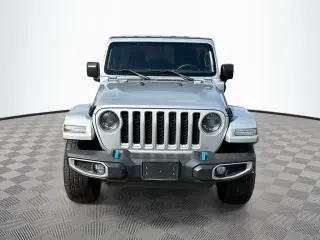 Jeep Wrangler 2023 4x4 Sahara 4xe 4 puertas SUV