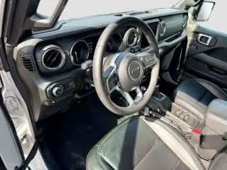 Jeep Wrangler 2023 4x4 Sahara 4xe 4 puertas SUV