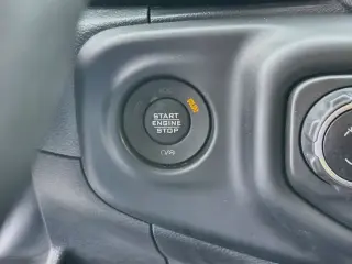 Jeep Wrangler 2023 4x4 Sahara 4xe 4 puertas SUV