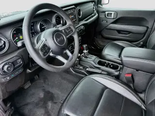 Jeep Wrangler 2023 4x4 Sahara 4xe 4 puertas SUV