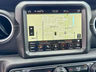 Jeep Wrangler 2023 4x4 High Altitude 4xe 4 puertas SUV