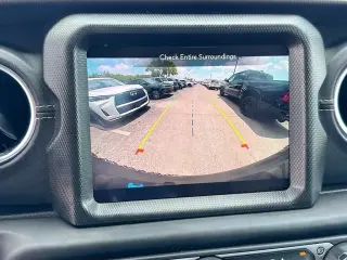 Jeep Wrangler 2023 4x4 High Altitude 4xe 4 puertas SUV