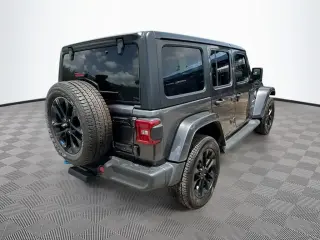 Jeep Wrangler 2023 4x4 High Altitude 4xe 4 puertas SUV