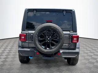 Jeep Wrangler 2023 4x4 High Altitude 4xe 4 puertas SUV