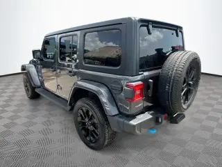 Jeep Wrangler 2023 4x4 High Altitude 4xe 4 puertas SUV