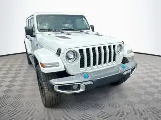 Jeep Wrangler Unlimited 2022 4x4 High Altitude 4xe 4 puertas SUV