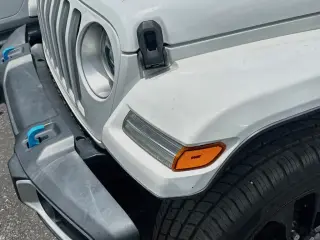 Jeep Wrangler Unlimited 2022 4x4 High Altitude 4xe 4 puertas SUV