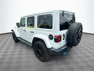 Jeep Wrangler Unlimited 2022 4x4 High Altitude 4xe 4 puertas SUV