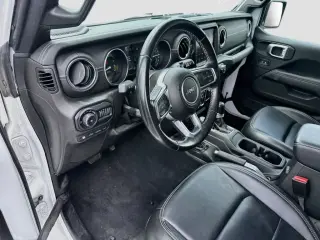 Jeep Wrangler Unlimited 2022 4x4 High Altitude 4xe 4 puertas SUV
