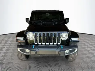 Jeep Wrangler 2023 4x4 Sahara 4xe 4 puertas SUV