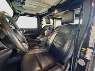 Jeep Wrangler 2023 4x4 Sahara 4xe 4 puertas SUV