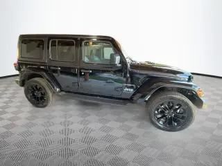 Jeep Wrangler 2023 4x4 Sahara 4xe 4 puertas SUV