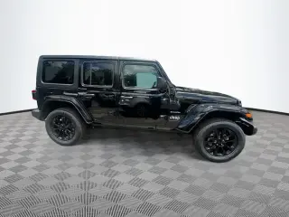 Jeep Wrangler 2023 4x4 High Altitude 4xe 4 puertas SUV