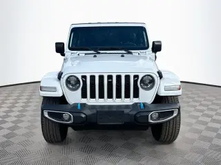 Jeep Wrangler 2023 4x4 Sahara 4xe 4 puertas SUV
