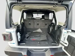Jeep Wrangler 2023 4x4 Sahara 4xe 4 puertas SUV