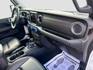 Jeep Wrangler 2023 4x4 Sahara 4xe 4 puertas SUV