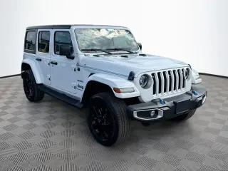 Jeep Wrangler 2023 4x4 Sahara 4xe 4 puertas SUV
