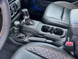 Jeep Wrangler 2023 4x4 High Altitude 4xe 4 puertas SUV