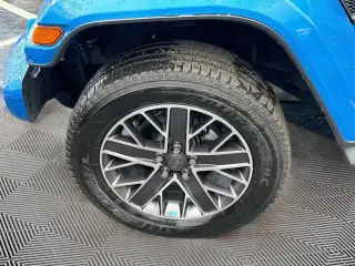 Jeep Wrangler 2023 4x4 High Altitude 4xe 4 puertas SUV