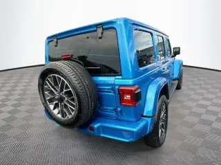 Jeep Wrangler 2023 4x4 High Altitude 4xe 4 puertas SUV