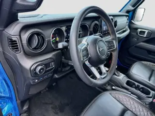 Jeep Wrangler 2023 4x4 High Altitude 4xe 4 puertas SUV