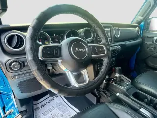 Jeep Wrangler Unlimited 2022 4x4 Sahara 4xe 4 puertas SUV