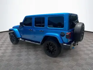 Jeep Wrangler Unlimited 2022 4x4 Sahara 4xe 4 puertas SUV