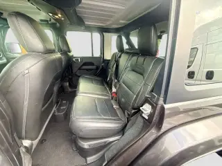 Jeep Wrangler Unlimited 2022 4x4 High Altitude 4xe 4 puertas SUV
