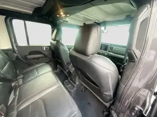 Jeep Wrangler Unlimited 2022 4x4 High Altitude 4xe 4 puertas SUV