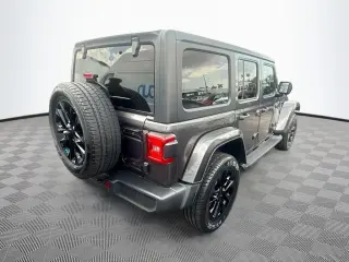 Jeep Wrangler Unlimited 2022 4x4 High Altitude 4xe 4 puertas SUV