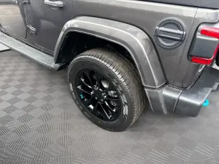 Jeep Wrangler Unlimited 2022 4x4 High Altitude 4xe 4 puertas SUV