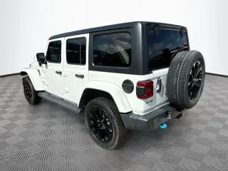 Jeep Wrangler Unlimited 2022 4x4 Sahara 4xe 4 puertas SUV