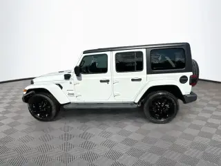 Jeep Wrangler Unlimited 2022 4x4 Sahara 4xe 4 puertas SUV