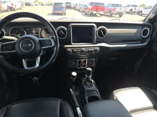 Jeep Wrangler Unlimited 2022 4x4 Sahara 4xe 4 puertas SUV