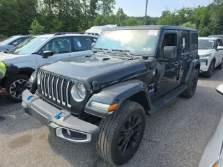 Jeep Wrangler Unlimited 2022 4x4 High Altitude 4xe 4 puertas SUV