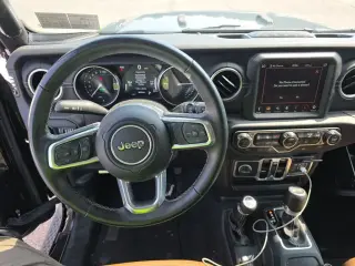 Jeep Wrangler Unlimited 2022 4x4 High Altitude 4xe 4 puertas SUV