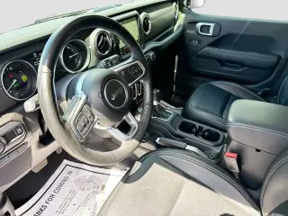 Jeep Wrangler 2023 4x4 High Altitude 4xe 4 puertas SUV