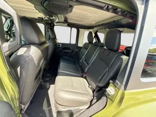 Jeep Wrangler 2023 4x4 High Altitude 4xe 4 puertas SUV
