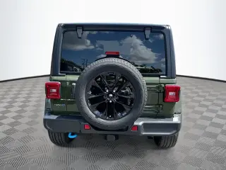 Jeep Wrangler 2023 4x4 High Altitude 4xe 4 puertas SUV