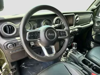 Jeep Wrangler 2023 4x4 Sahara 4xe 4 puertas SUV