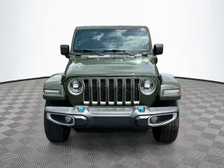 Jeep Wrangler 2023 4x4 Sahara 4xe 4 puertas SUV