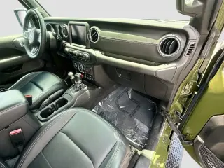 Jeep Wrangler 2023 4x4 Sahara 4xe 4 puertas SUV